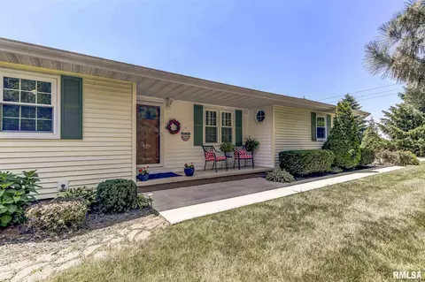 3526 Bissell Rd, Springfield, IL 62707 photo 2