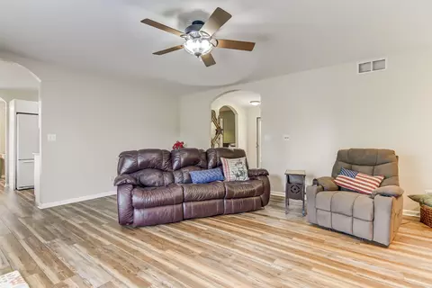 3526 Bissell Rd, Springfield, IL 62707 photo 7