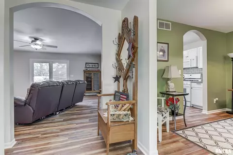 3526 Bissell Rd, Springfield, IL 62707 photo 5
