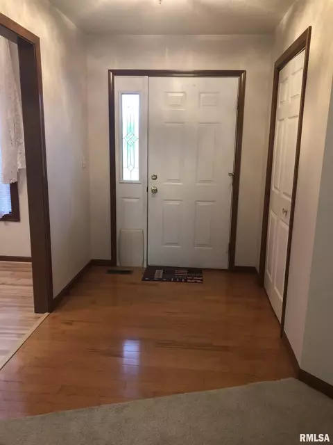1409 Hosta St, Springfield, IL 62707 photo 7