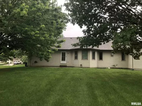 1409 Hosta St, Springfield, IL 62707 photo 2