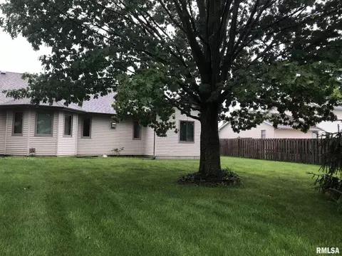 1409 Hosta St, Springfield, IL 62707 photo 3