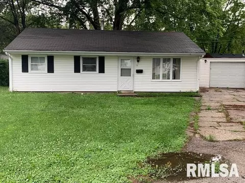11 Garnet Ct, Springfield, IL 62703 photo 2