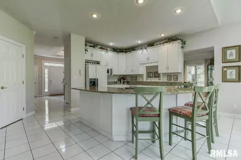 3321 Collingwood Dr, Springfield, IL 62711 photo 7