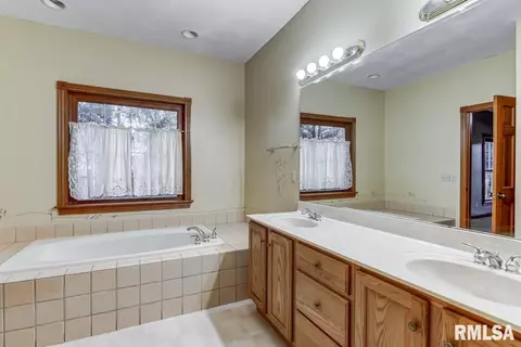 2890 Hazlett Ln, Springfield, IL 62707 photo 47