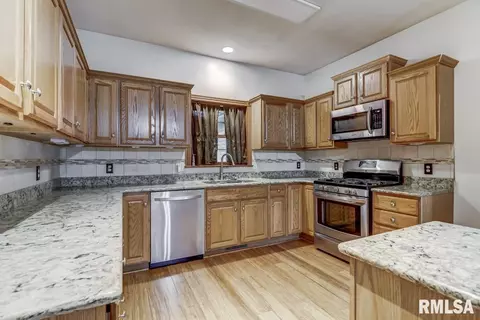 2890 Hazlett Ln, Springfield, IL 62707 photo 38