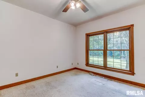 2890 Hazlett Ln, Springfield, IL 62707 photo 32