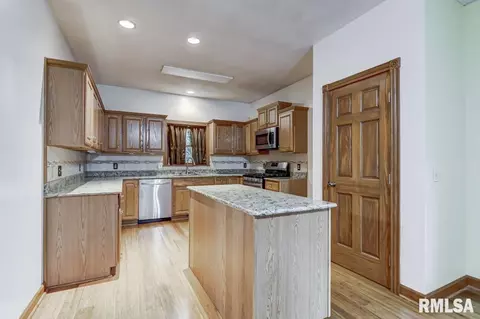 2890 Hazlett Ln, Springfield, IL 62707 photo 37