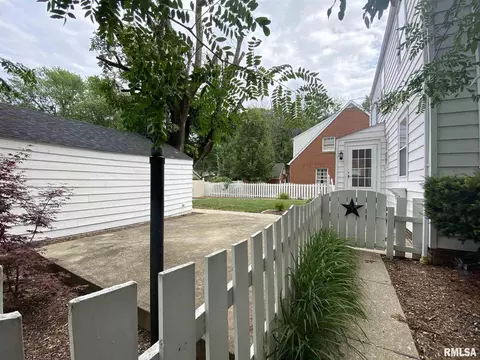 1728 N 5th St, Springfield, IL 62702 photo 32