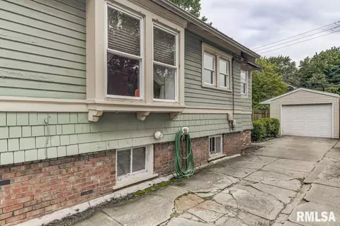 1705 S 1st St, Springfield, IL 62704 photo 22