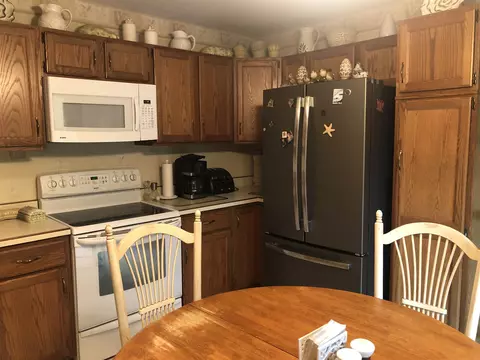 2117 Warwick Rd, Springfield, IL 62704 photo 3