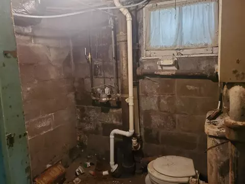 2269 S 11th St, Springfield, IL 62703 photo 14