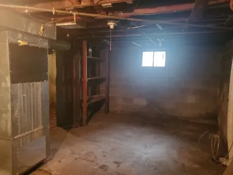 2269 S 11th St, Springfield, IL 62703 photo 18