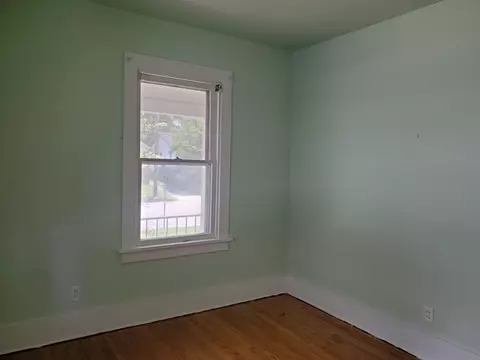 2269 S 11th St, Springfield, IL 62703 photo 9