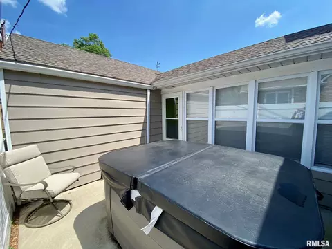2100 Marland St, Springfield, IL 62702 photo 13