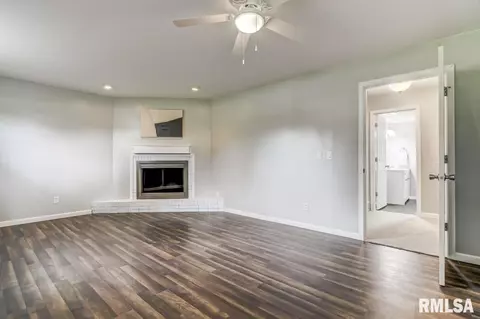 2720 Arrowhead Dr, Springfield, IL 62702 photo 13