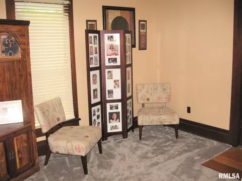 3329 S 2nd St, Springfield, IL 62703 photo 6