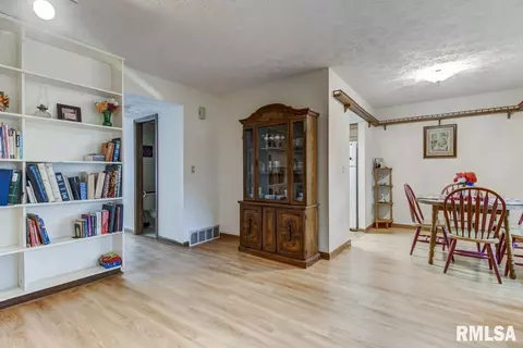 88 Country Pl, Springfield, IL 62703 photo 13