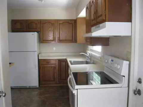 1840 W Iles Ave, Springfield, IL 62704 photo 11