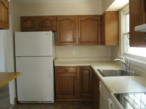 1840 W Iles Ave, Springfield, IL 62704 photo 9