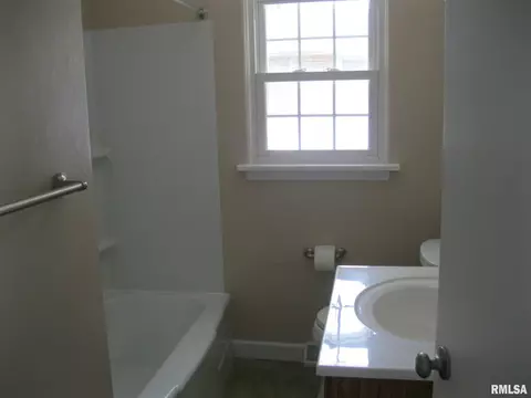 1840 W Iles Ave, Springfield, IL 62704 photo 15