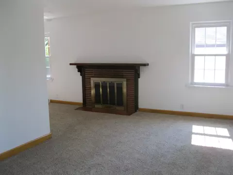 1840 W Iles Ave, Springfield, IL 62704 photo 6