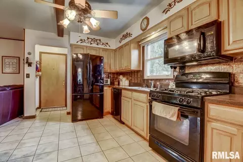 45 Belhaven Dr, Springfield, IL 62704 photo 11