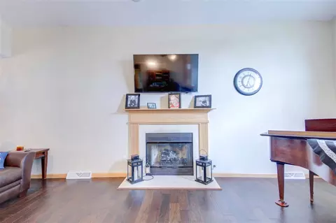 5104 Manhattan Dr, Springfield, IL 62711 photo 6