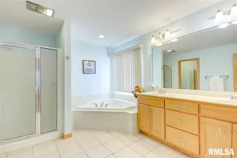 5104 Manhattan Dr, Springfield, IL 62711 photo 16