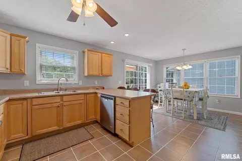 2920 Andy Rd, Springfield, IL 62702 photo 16