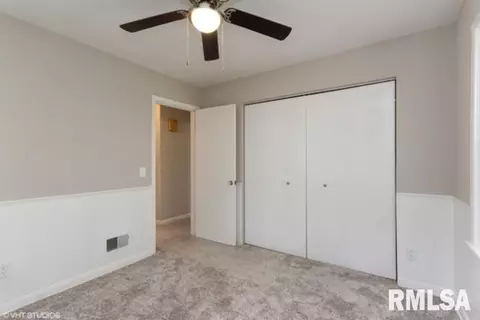 2245 S Spring St, Springfield, IL 62704 photo 13