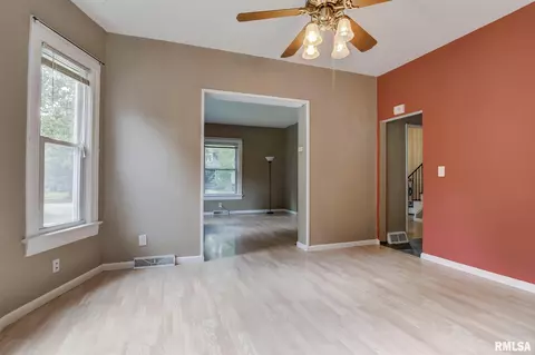 860 S Macarthur Blvd, Springfield, IL 62704 photo 17