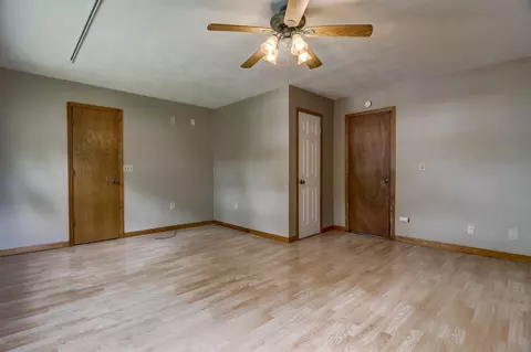 860 S Macarthur Blvd, Springfield, IL 62704 photo 13
