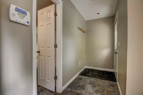 860 S Macarthur Blvd, Springfield, IL 62704 photo 16