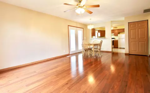 66 Brookside Pl, Springfield, IL 62704 photo 3