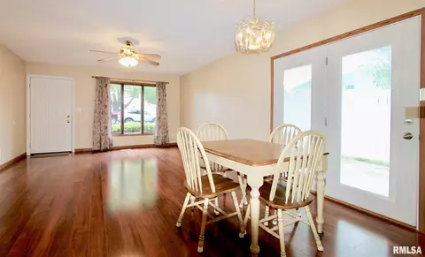 66 Brookside Pl, Springfield, IL 62704 photo 4