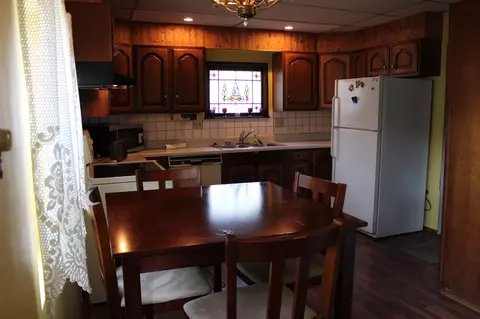 104 S Walnut St, Tallula, IL 62688 photo 6