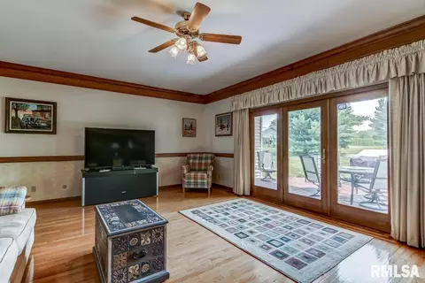2724 Hilltop Rd, Springfield, IL 62712 photo 8
