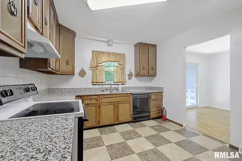 2 Mesa Rd, Springfield, IL 62702 photo 10