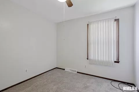 2 Mesa Rd, Springfield, IL 62702 photo 11