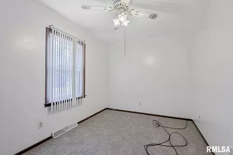 2 Mesa Rd, Springfield, IL 62702 photo 13