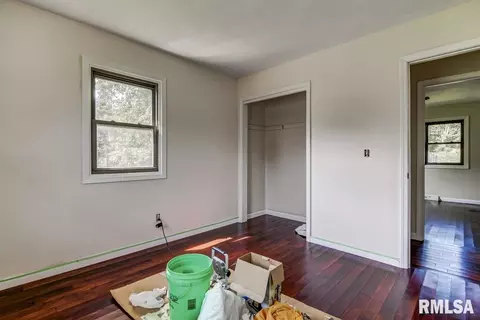 507 Rainbow Dr, Athens, IL 62613 photo 14