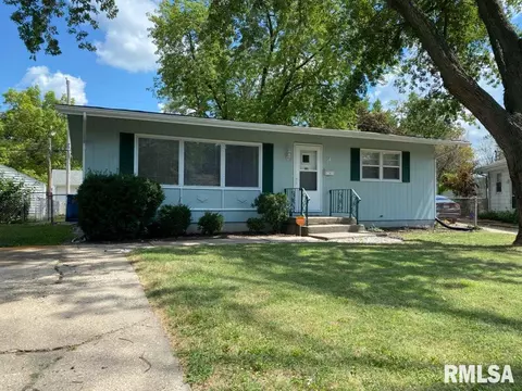 14 Midland Ct, Springfield, IL 62702 photo 2