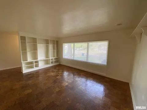 14 Midland Ct, Springfield, IL 62702 photo 6