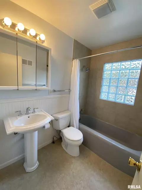 14 Midland Ct, Springfield, IL 62702 photo 17