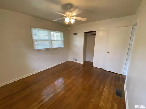 14 Midland Ct, Springfield, IL 62702 photo 16