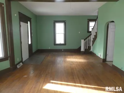 1608 S 8th St, Springfield, IL 62703 photo 2