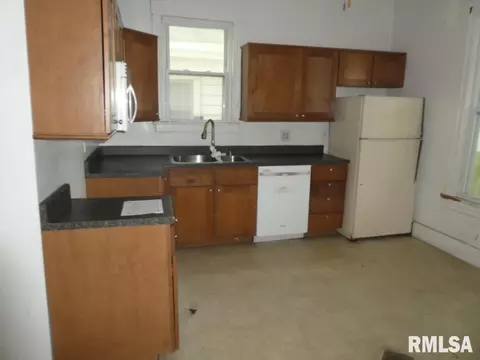 1608 S 8th St, Springfield, IL 62703 photo 6