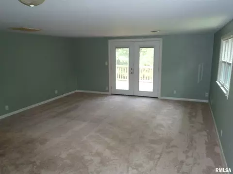 2548 W Harbauer Dr, Springfield, IL 62702 photo 5