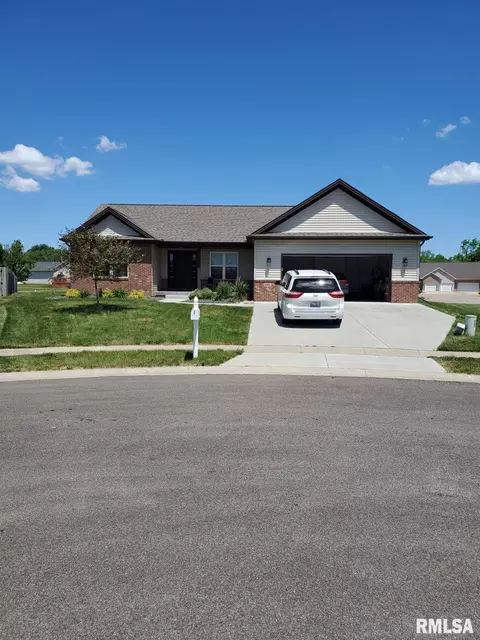 3601 Windshire Dr, Springfield, IL 62704 photo 1